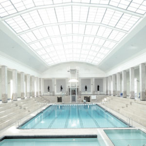 Billeder-fra-arkitektur-svømmehal